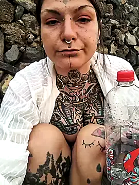 SEXBAEL – webcam model profile photo Image 3