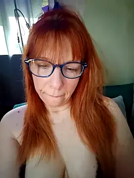 Natasha-143 – webcam model profile photo Image 17
