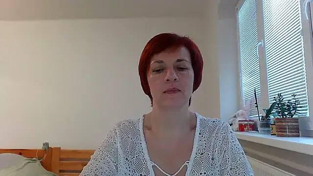mollyflwers – webcam model profile photo Image 3