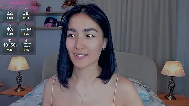 Runarunapi – webcam model profile photo Image 3