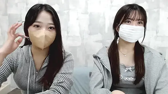 Ribon_n – webcam model profile photo Image 2