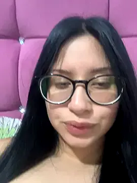 krissone live broadcast Image 18