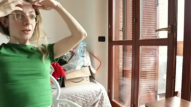 Runarunapi – webcam model profile photo Image 2