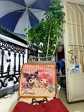 EmmiiGlow live broadcast Image 12