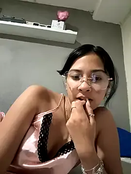 jennycutey – webcam model profile photo Image 13