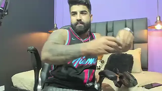 winter11 – webcam model profile photo Image 2