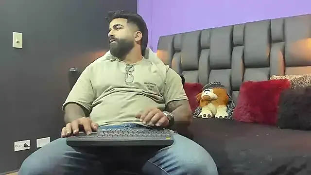 winter11 – webcam model profile photo Image 8