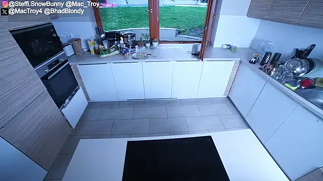 chloewildd – webcam model profile photo Image 13