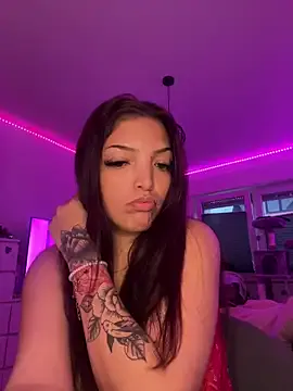 _meganmeow_ – webcam model profile photo Image 4