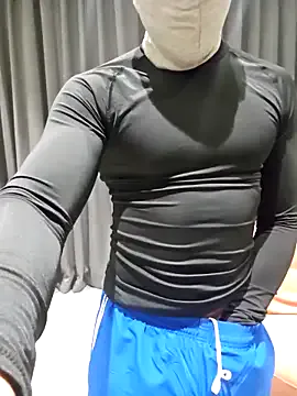 Yaya--728 – webcam model profile photo Image 13