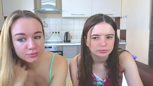 Runarunapi – webcam model profile photo Image 13