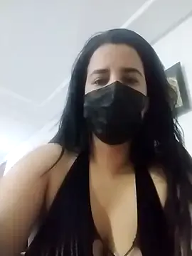 miss_juliaa – webcam model profile photo Image 4