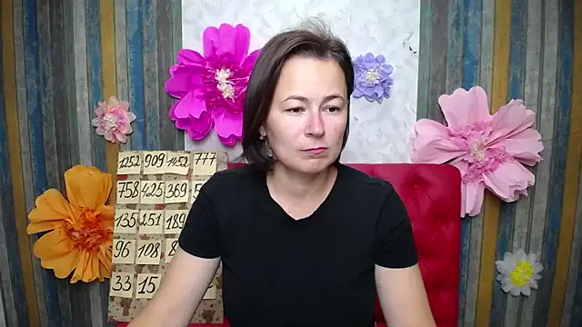 Runarunapi – webcam model profile photo Image 10