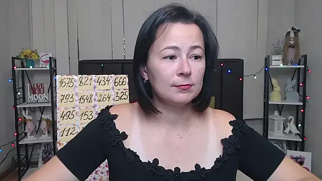 Runarunapi – webcam model profile photo Image 16