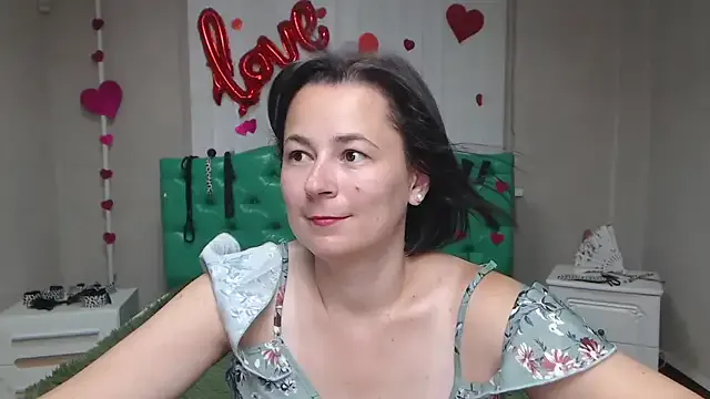 Runarunapi – webcam model profile photo Image 5