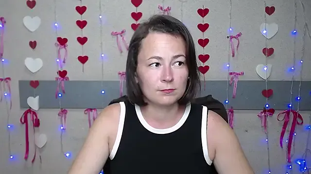 Runarunapi – webcam model profile photo Image 8