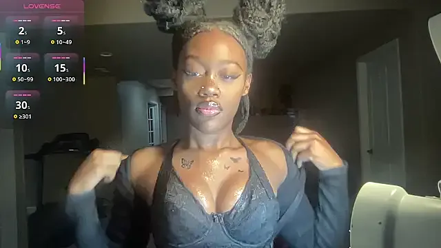 ZeharSiAda – webcam model profile photo Image 17