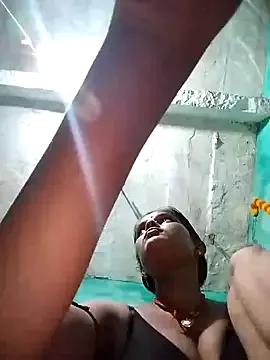 winter11 – webcam model profile photo Image 3