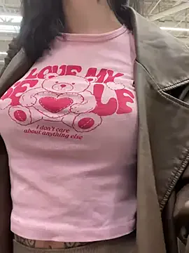 mon1_day – webcam model profile photo Image 4