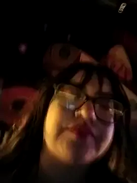 Runarunapi – webcam model profile photo Image 5