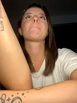 gracieparker – webcam model profile photo Image 14