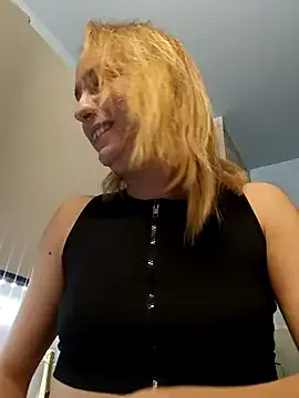 Cherry520 – webcam model profile photo Image 11