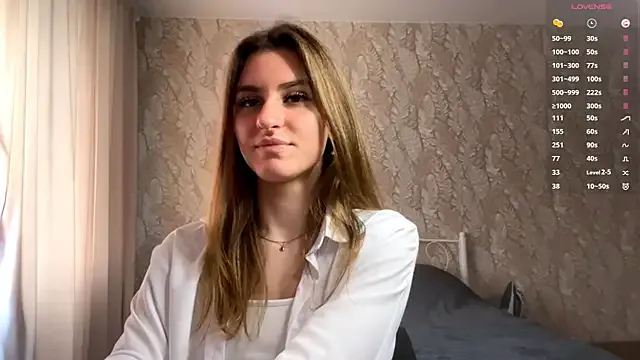 Runarunapi – webcam model profile photo Image 5