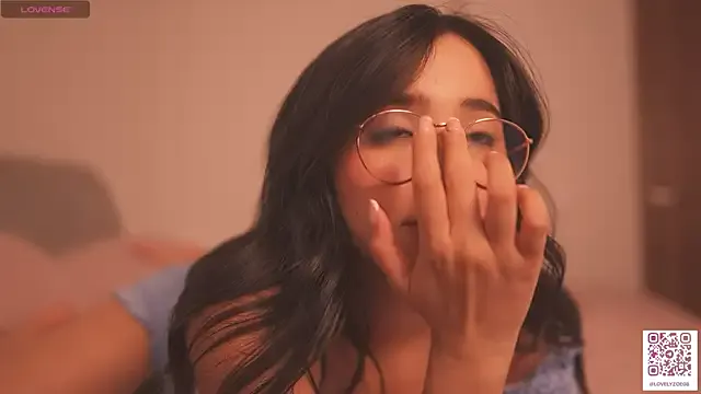 winter11 – webcam model profile photo Image 12