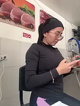 winter11 – webcam model profile photo Image 6