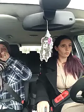 Runarunapi – webcam model profile photo Image 10