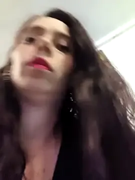 Runarunapi – webcam model profile photo Image 6