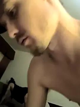 chloewildd – webcam model profile photo Image 2