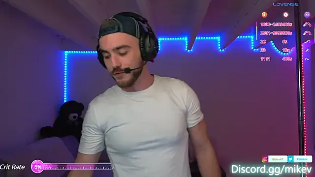 mon1_day – webcam model profile photo Image 3