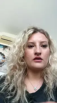 tinyangelxx – webcam model profile photo Image 17