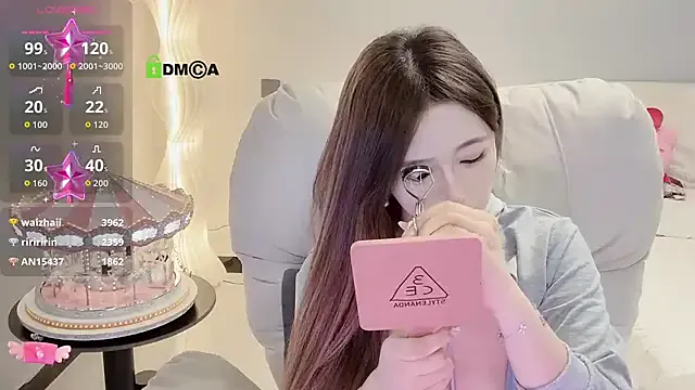 milk_sugar – webcam model profile photo Image 12