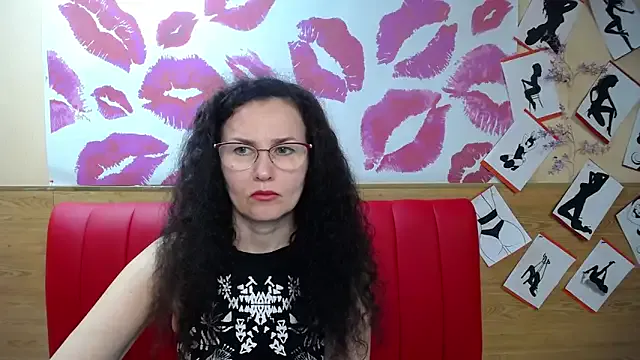 Runarunapi – webcam model profile photo Image 10