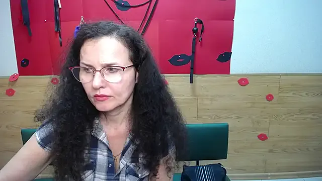 Runarunapi – webcam model profile photo Image 2