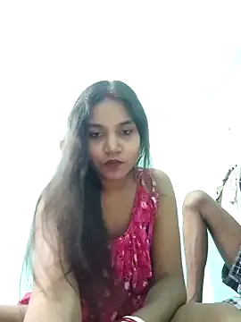 emyii – webcam model profile photo Image 4