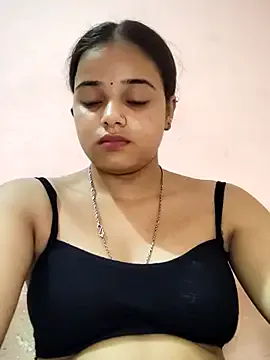 valerieh – webcam model profile photo Image 17