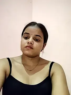 valerieh – webcam model profile photo Image 4