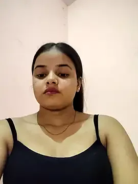 valerieh – webcam model profile photo Image 6