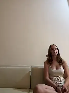 yours_anastasia – webcam model profile photo Image 2