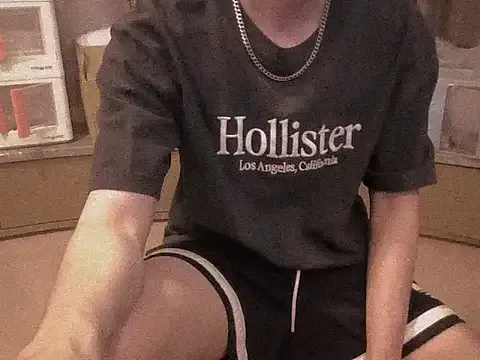 msk2004_06 – webcam model profile photo