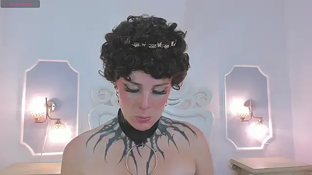 Latinaebony69 – webcam model profile photo Image 5