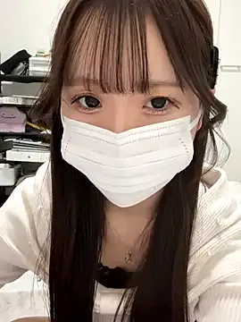 D-033 – webcam model profile photo Image 5