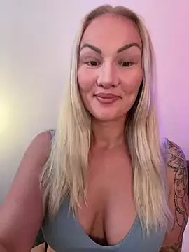 _meganmeow_ – webcam model profile photo Image 4