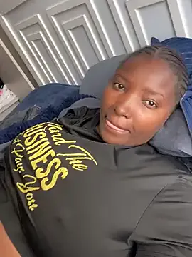 Rinamay_ – webcam model profile photo Image 15