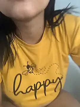 Runarunapi – webcam model profile photo Image 3