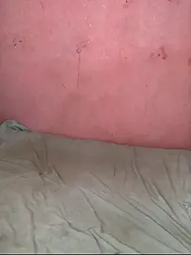 Runarunapi – webcam model profile photo Image 7