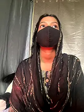 Yaikun0-0 – webcam model profile photo Image 4